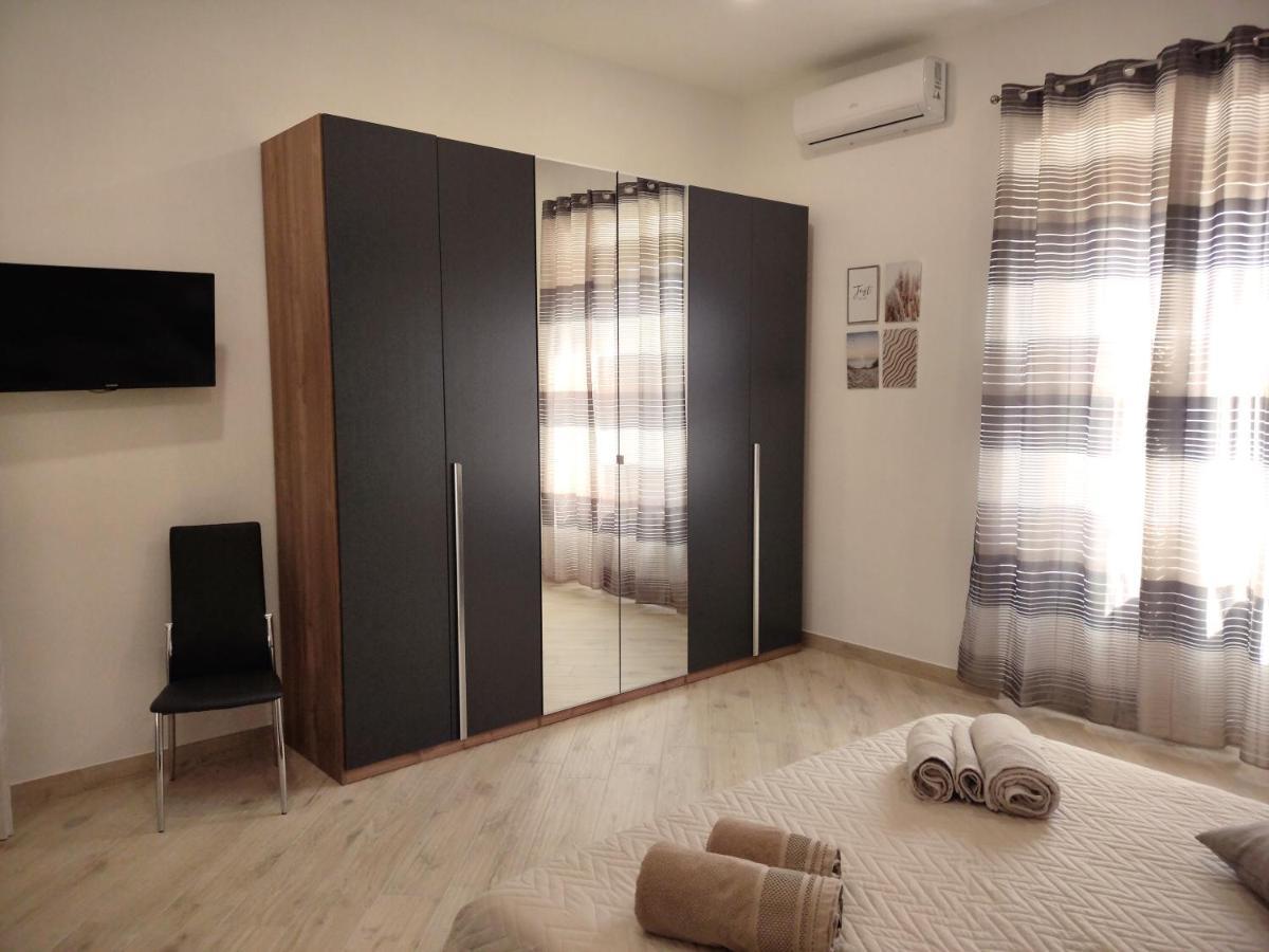 La Torre Apartment Tarquinia Bagian luar foto