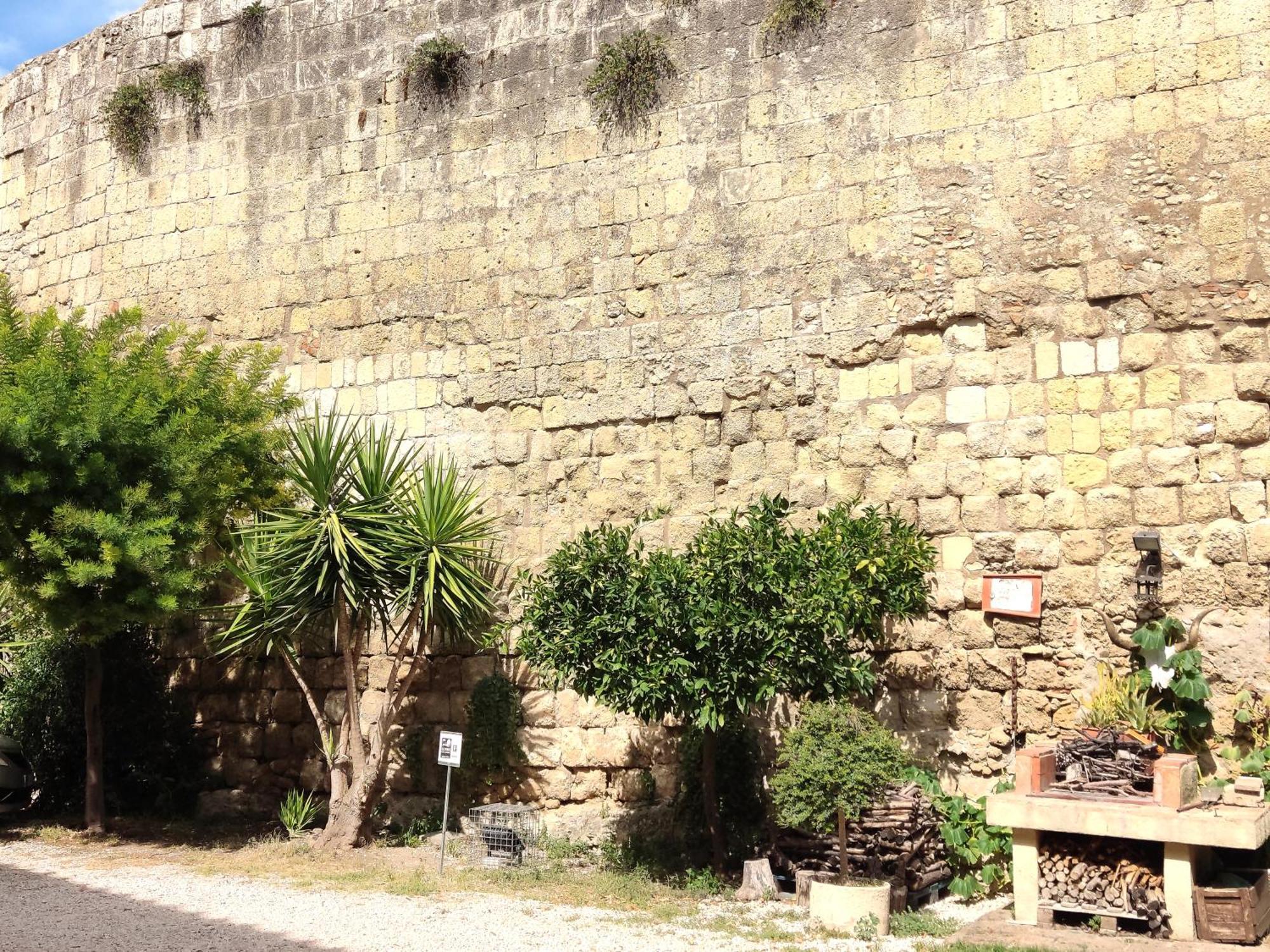 La Torre Apartment Tarquinia Bagian luar foto